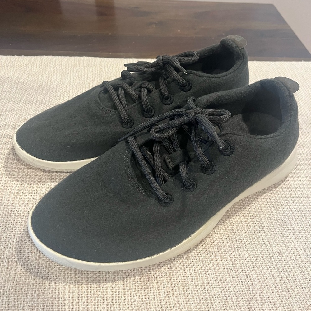 Allbirds Men’s Wool Runners Sneakers - Jackalberry - Cream Sole Size 10